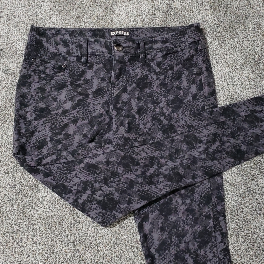 Express jeggings